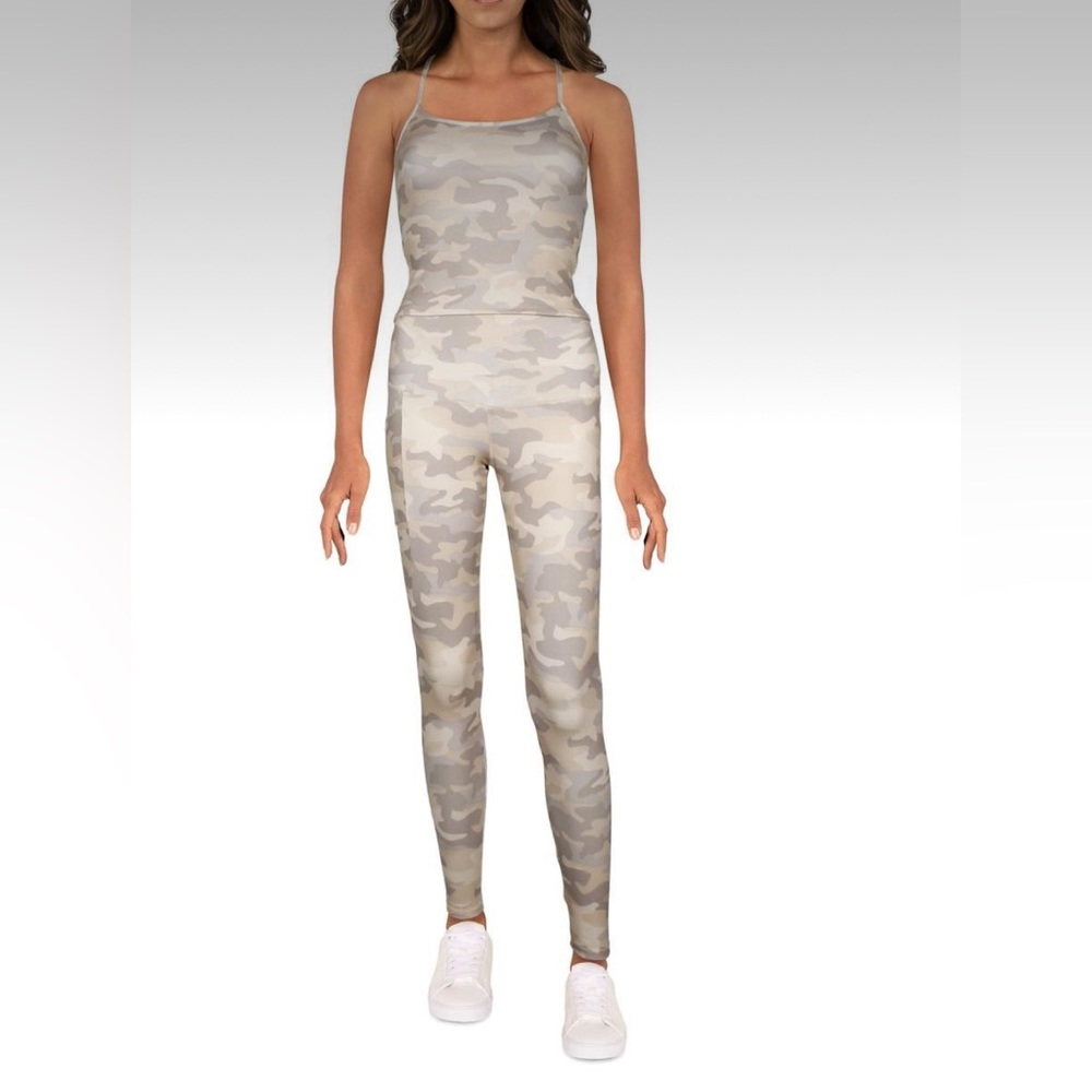 NWT Cathrine Malandeino work out set leggings and top